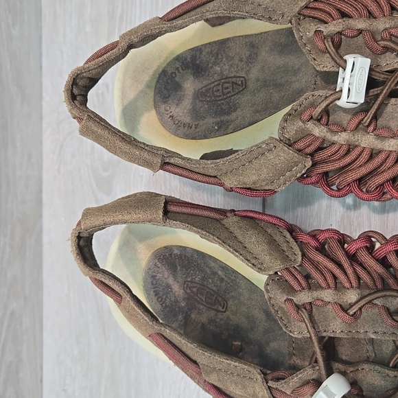 Keen Mens Outdoor Hikinig Sandals Slide Shoes Sz 11 - Picture 4 of 12